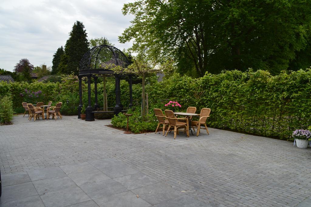Hotel Garni Villa Arrisja Eefde Bagian luar foto